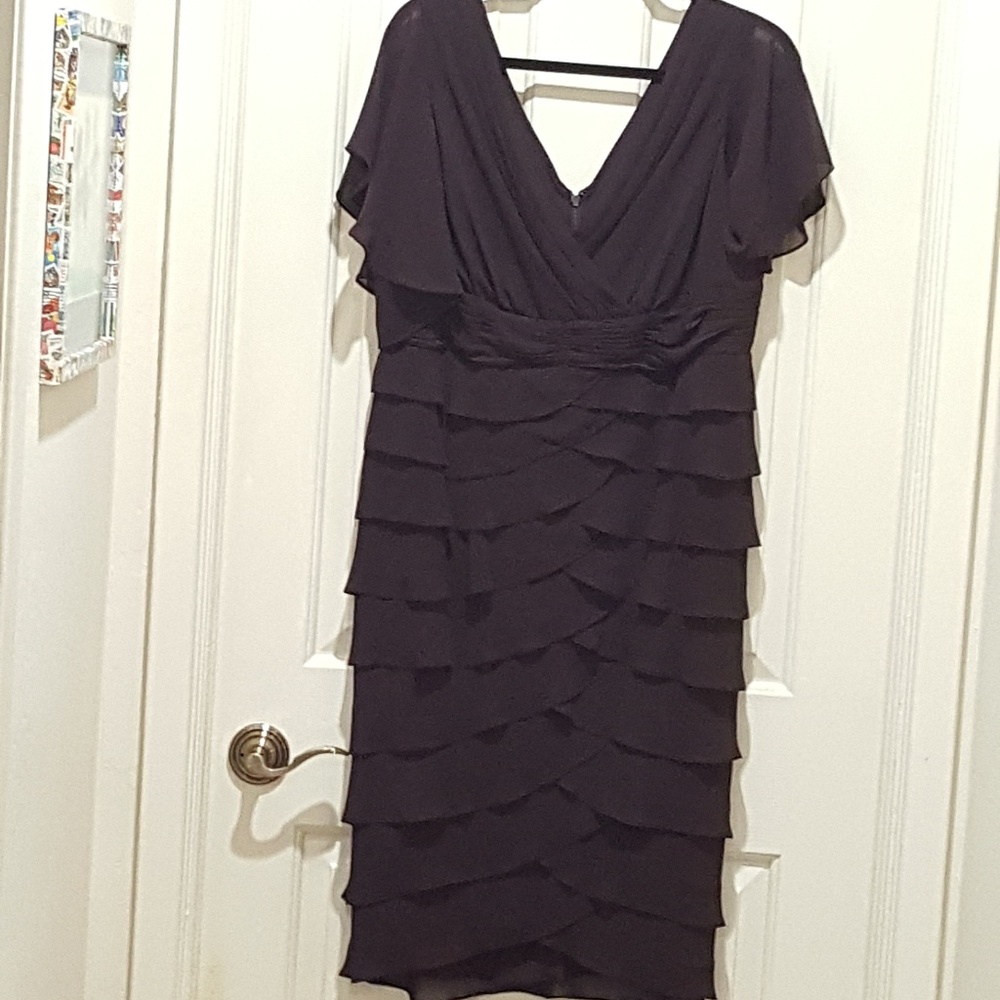 Mother of Bride cocktail dress Adrianna Papell